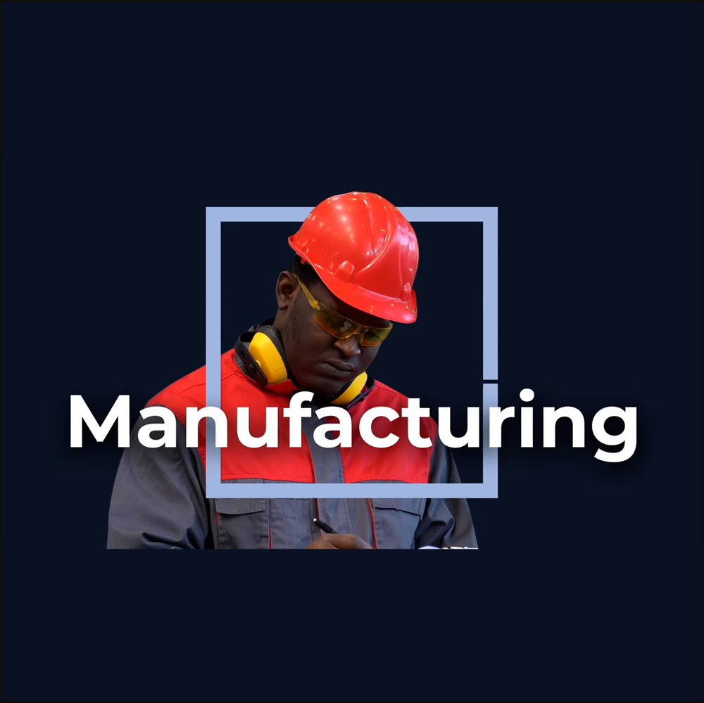 muž v reflexnom oblečení s oranžovou prilbou